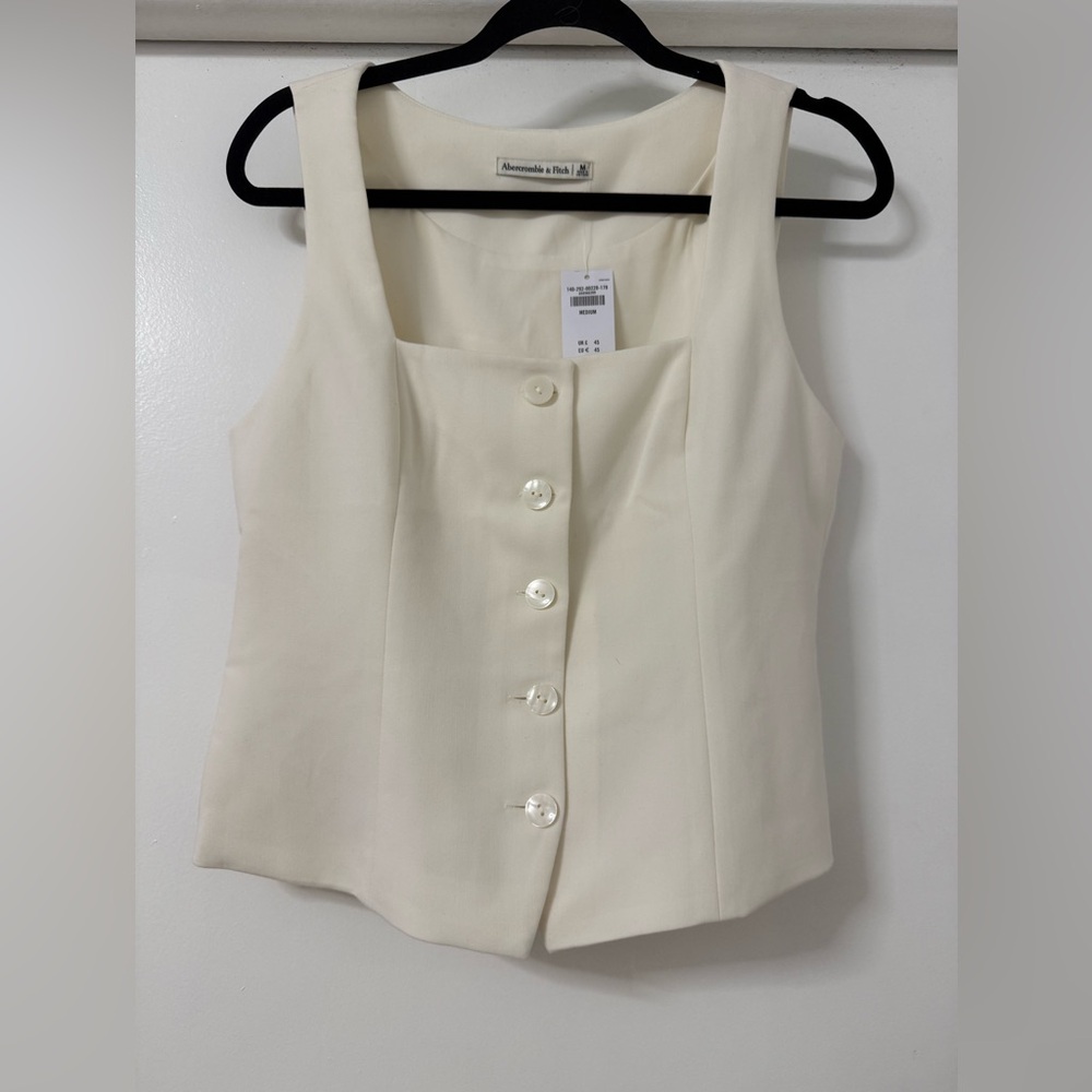NWT-  Abercrombie & Fitch Cream Button-Up Vest